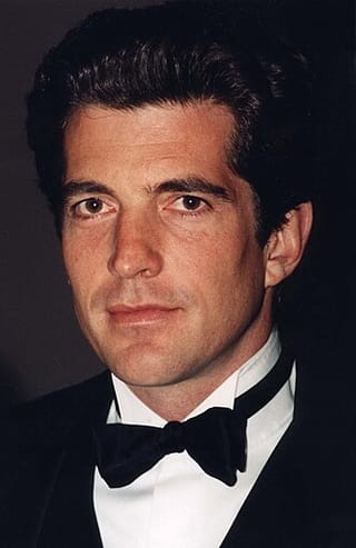 How Did Spatial Disorientation Cause JFK Jr.'s Crash?